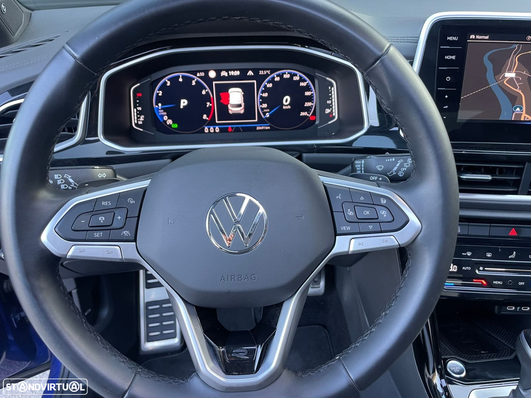 VW T-Roc 1.5 TSI R-Line DSG - 18