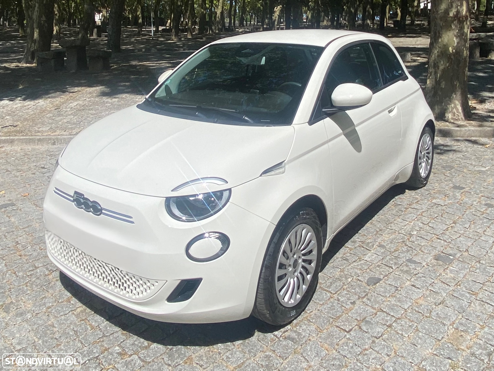 Fiat 500e Action - 3