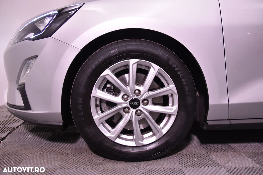 Ford Focus - 14
