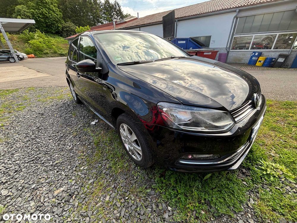Volkswagen Polo - 2