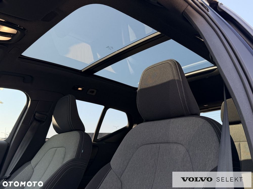 Volvo XC 40 - 24