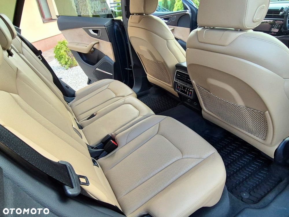 Audi Q8 - 31