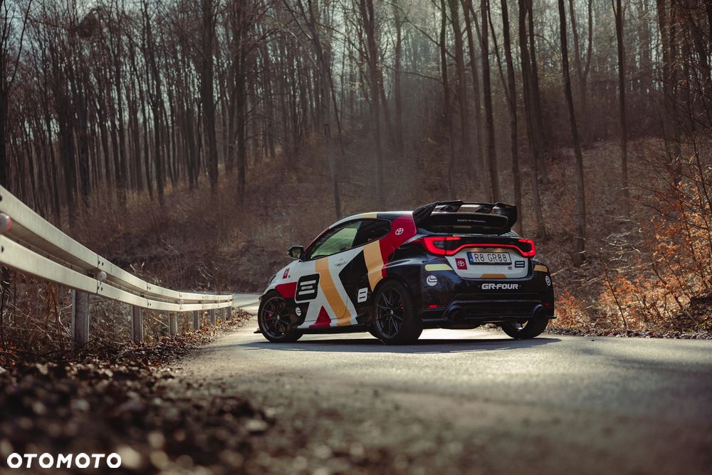 Toyota GR Yaris - 25