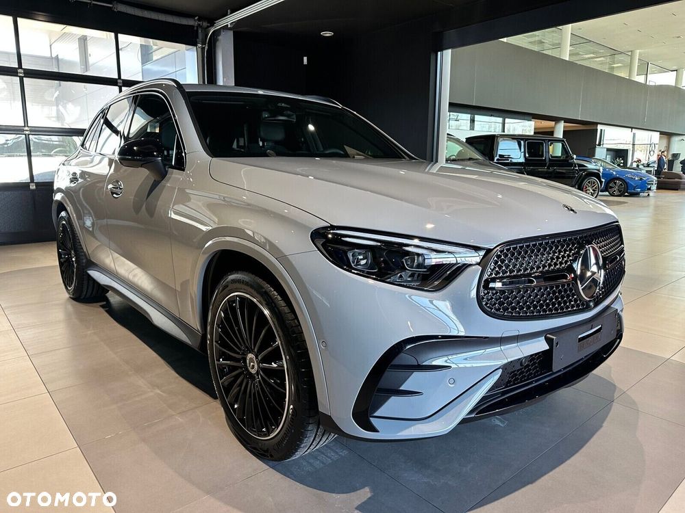 Mercedes-Benz GLC - 2