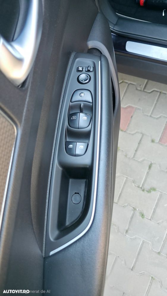 Renault Koleos - 12