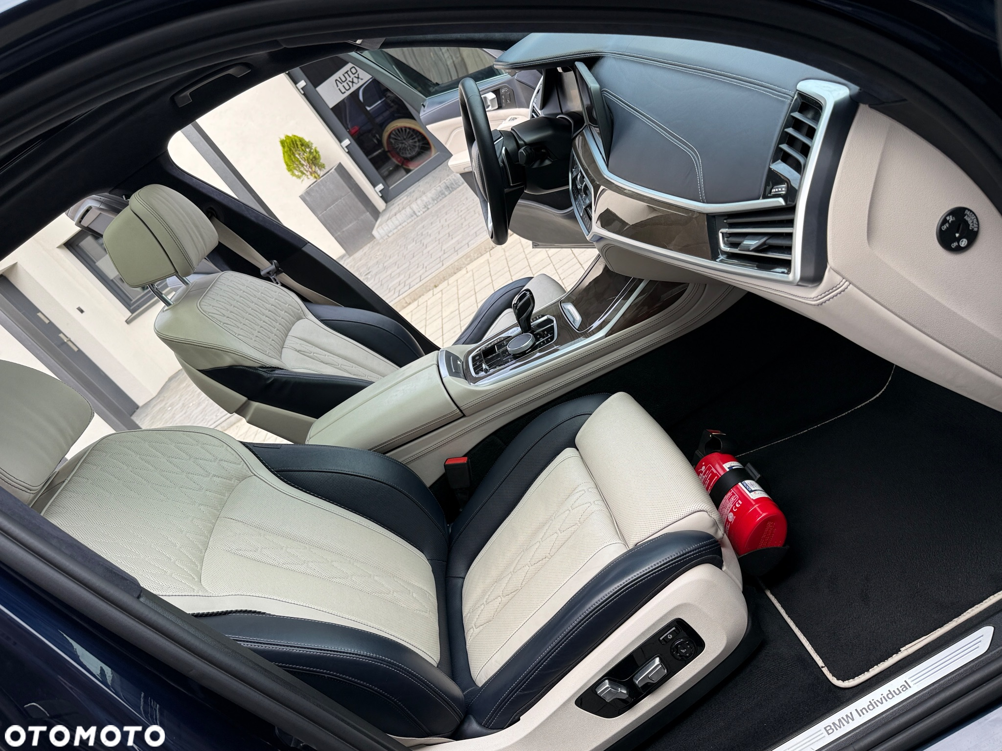 BMW X7 xDrive40i - 13