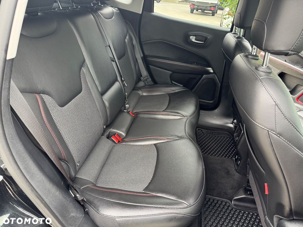 Jeep Compass 2.0 MJD Trailhawk 4WD S&S - 31