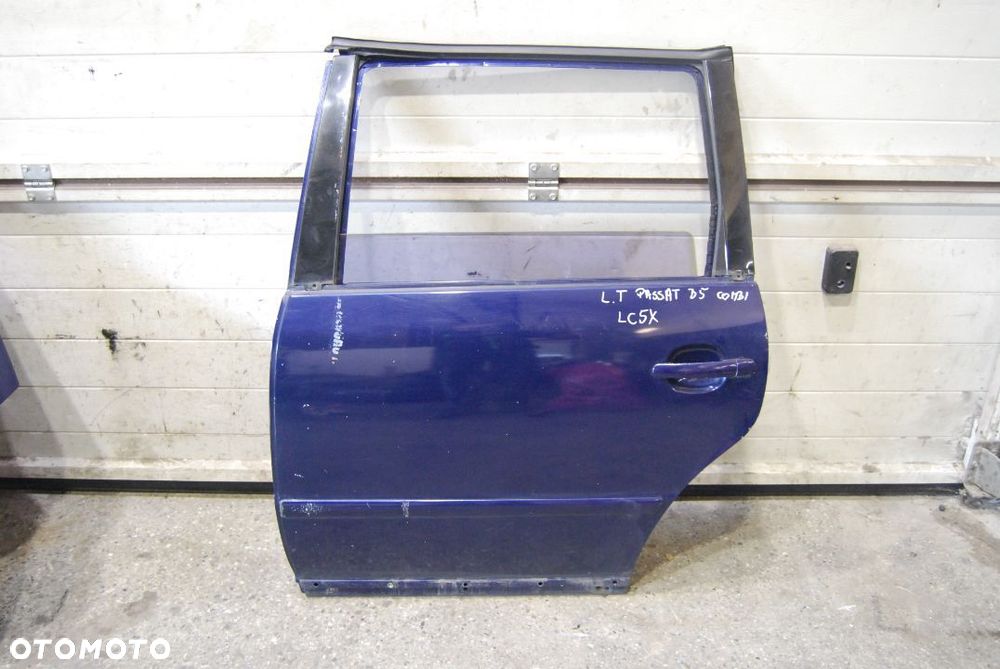 DRZWI LEWY TYŁ TYLNE LEWE VW PASSAT B5 KOMBI LB5N - 1