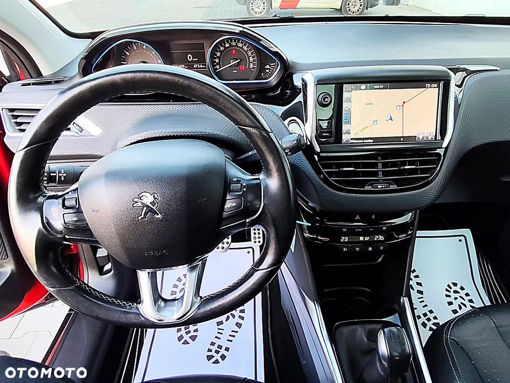 Peugeot 2008 - 11