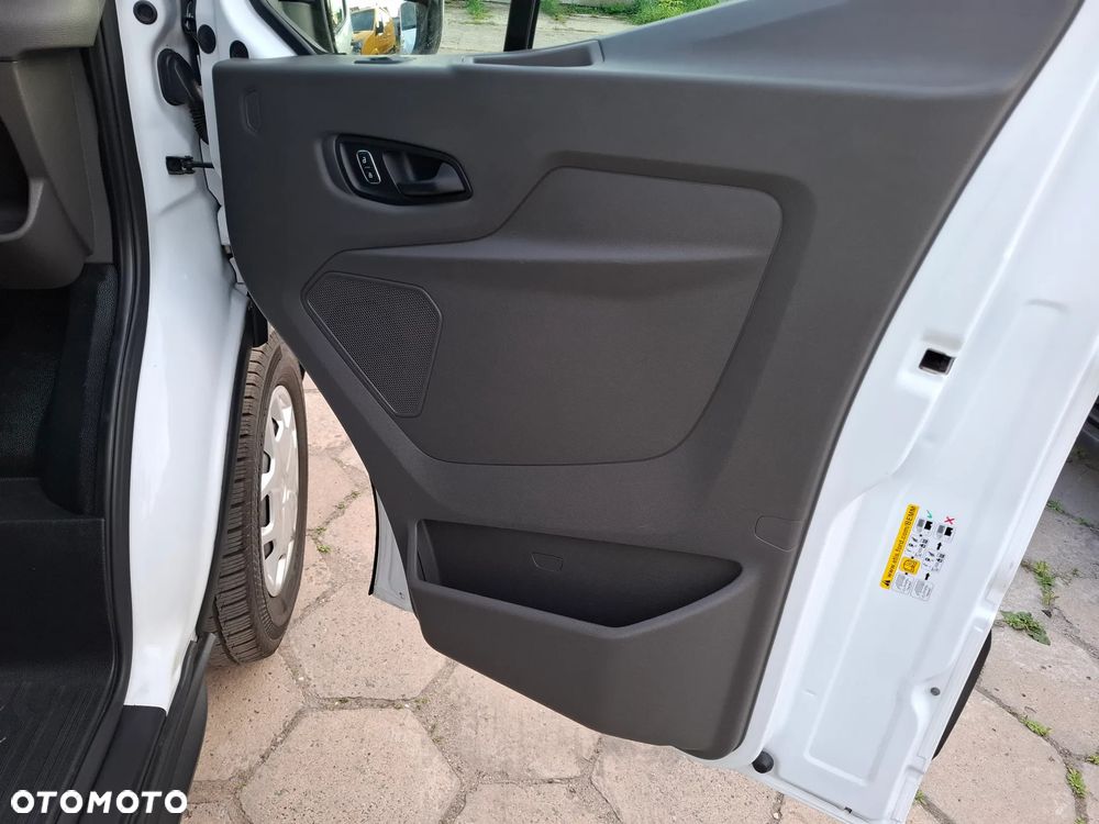 Ford Transit 2020 L3H2 MAX klima 3osobowy - 21