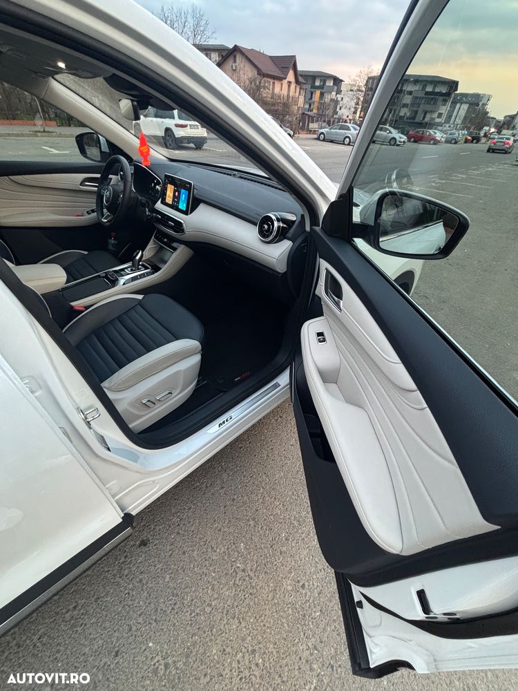 MG HS 1.5 T-GDi 7DCT Exclusive - 17