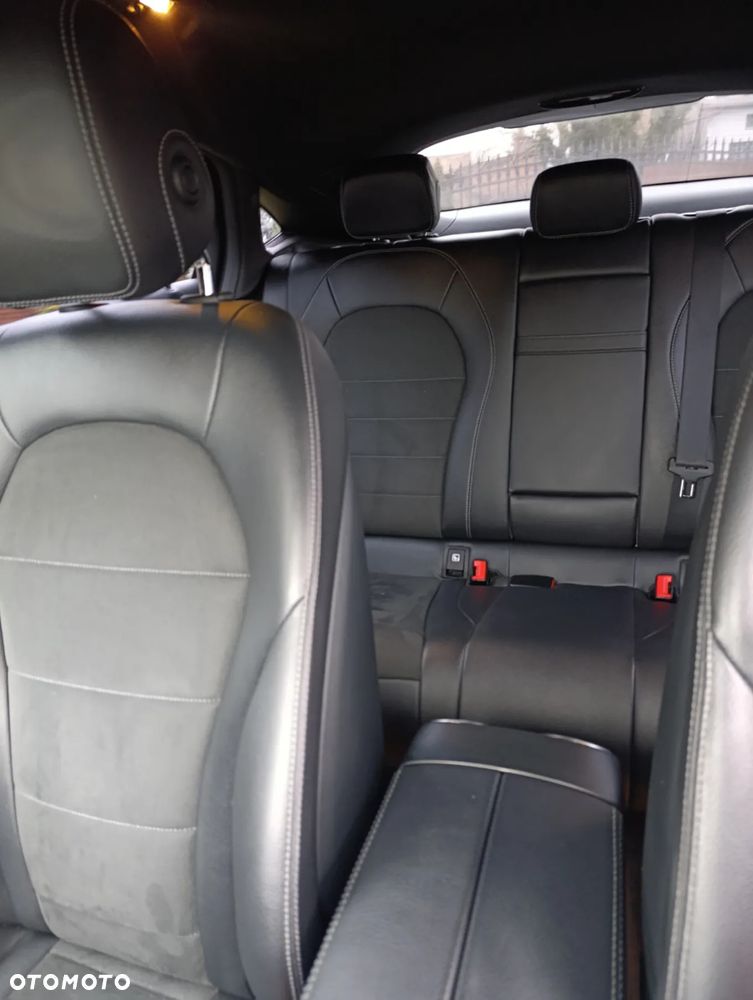 Mercedes-Benz GLC - 22