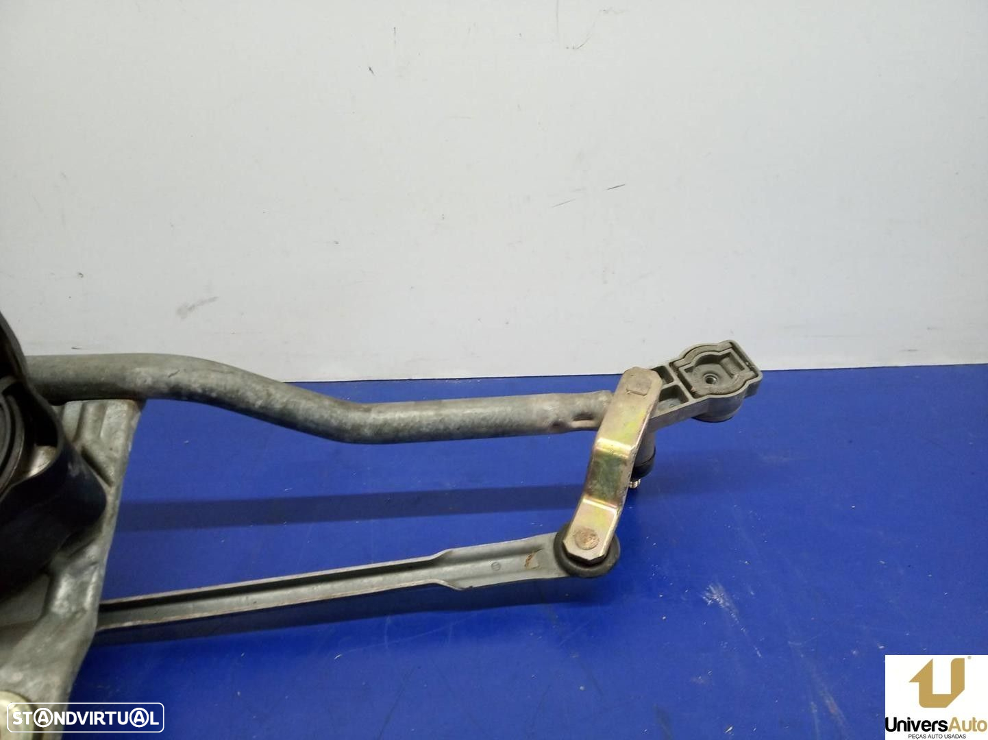 MOTOR LIMPA-VIDROS FRONTAL FORD ESCORT V 1993 -0390241307 - 3