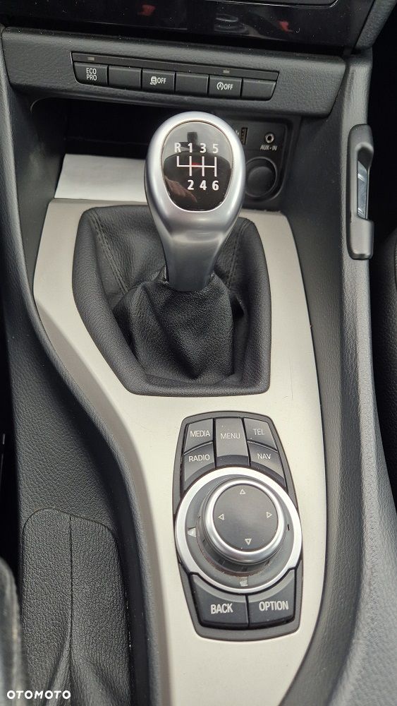 BMW X1 sDrive18d xLine - 9