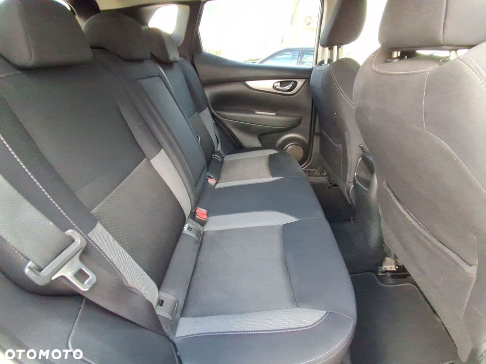 Nissan Qashqai 1.3 DIG-T Tekna EU6d - 11