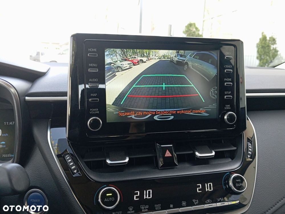 Toyota Corolla 1.8 Hybrid Comfort - 19