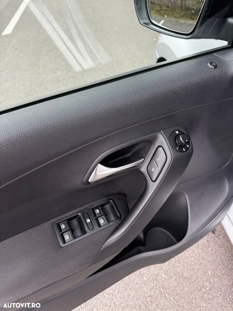 Volkswagen Polo - 21