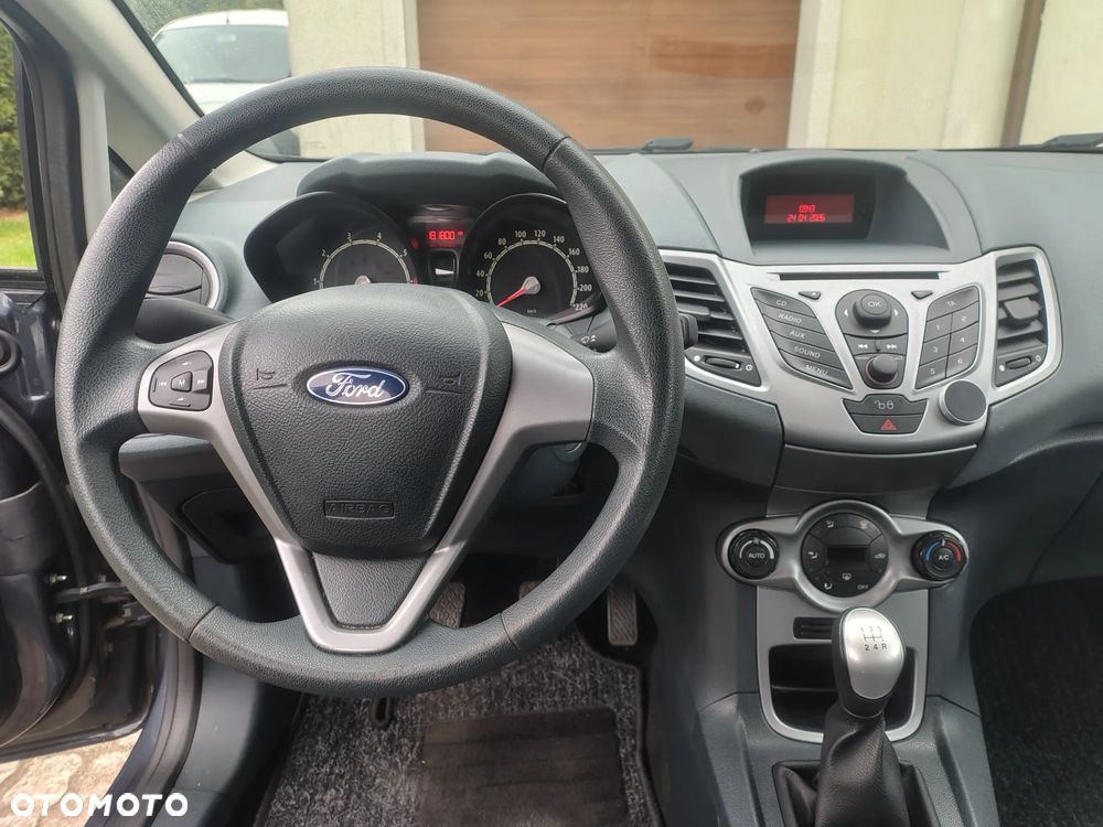 Ford Fiesta 1.25 Viva - 11