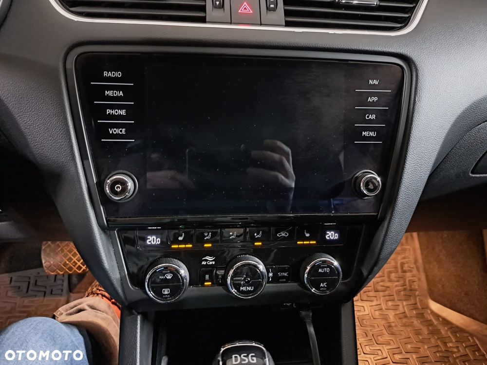 Skoda Octavia 1.6 TDI DSG Style - 8