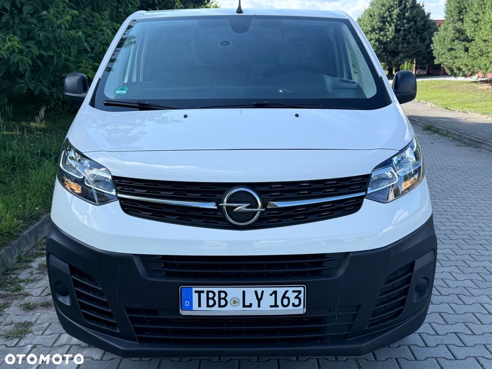 Opel Vivaro - 8