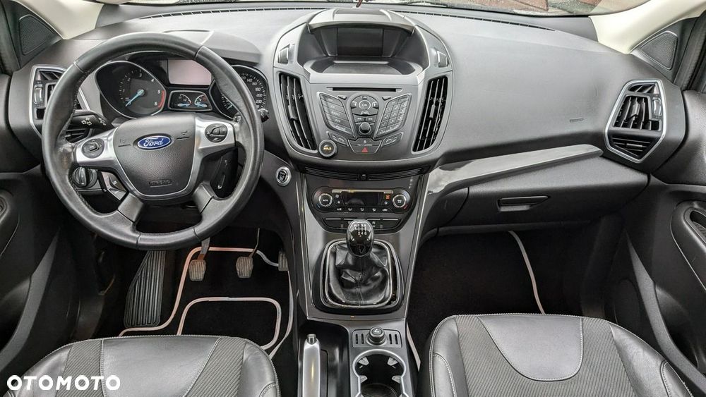 Ford Kuga 2.0 TDCi 2x4 Black & Silver - 22