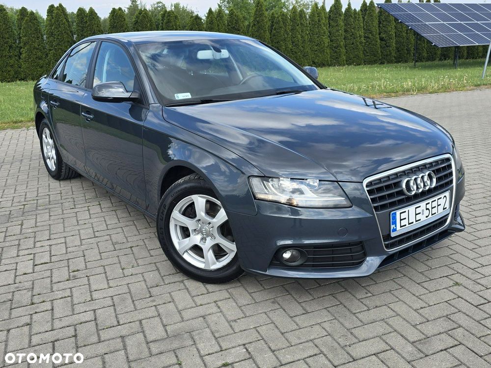 Audi A4 Limousine - 2