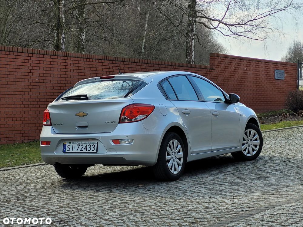 Chevrolet Cruze - 5