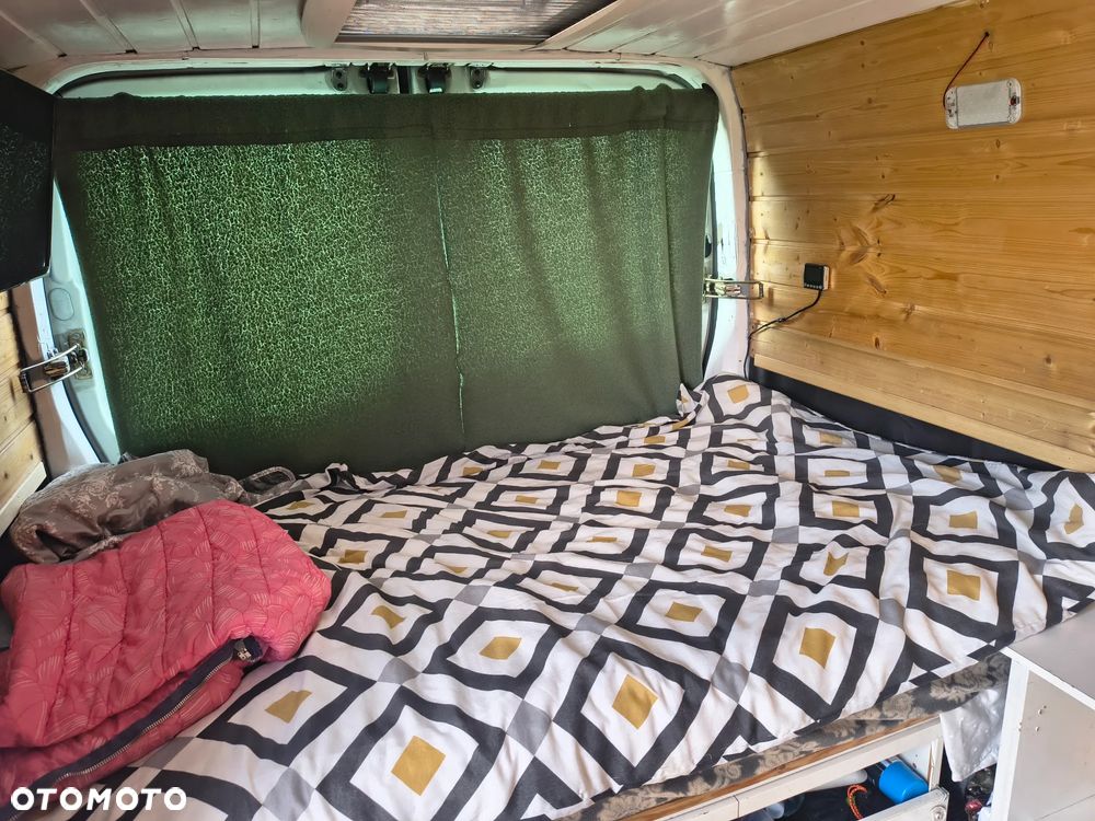 Opel Movano Kamper - 15