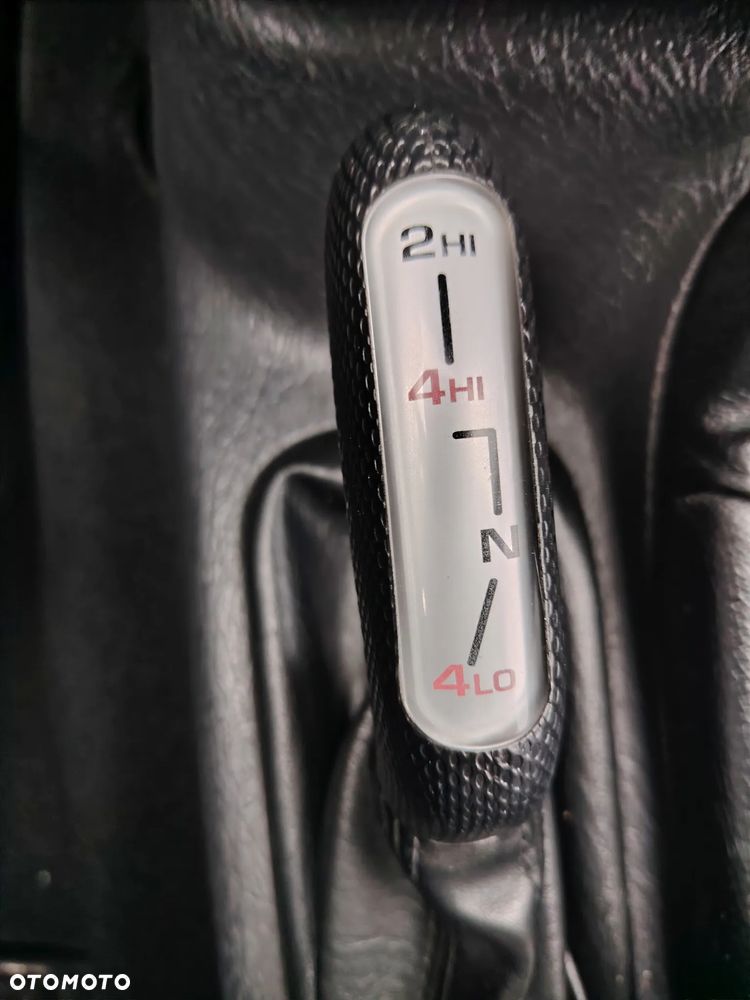 Jeep Cherokee 2.5L CRD Sport - 9