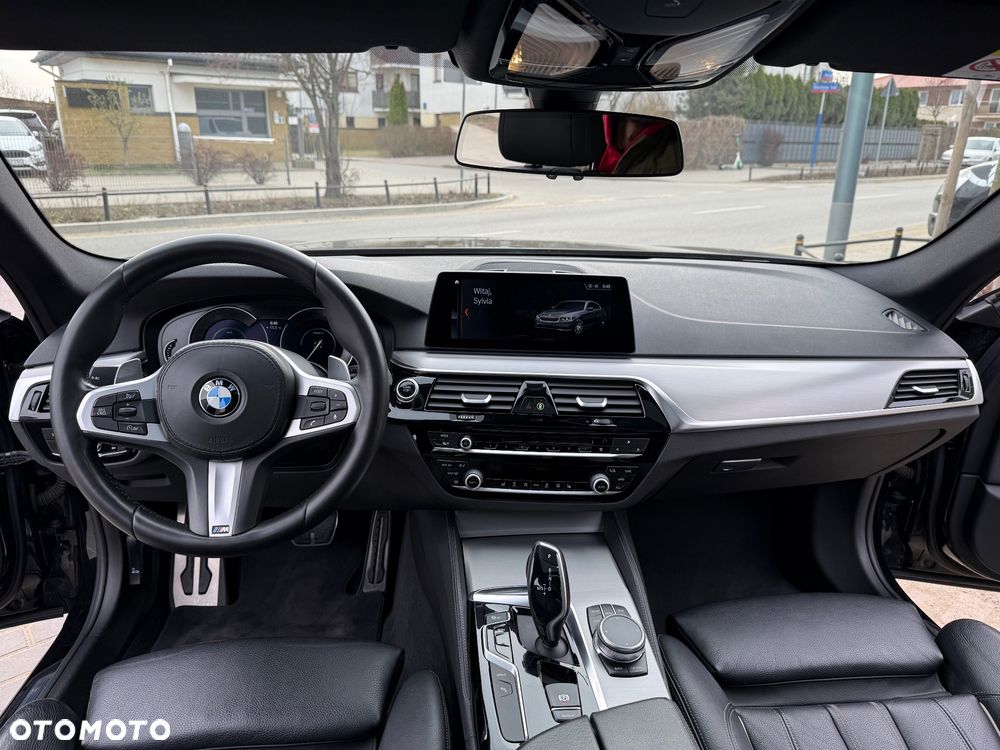 BMW Seria 5 530e iPerformance GPF M Sport sport - 18