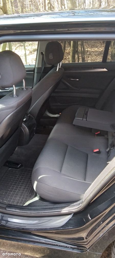 BMW Seria 5 518d - 9
