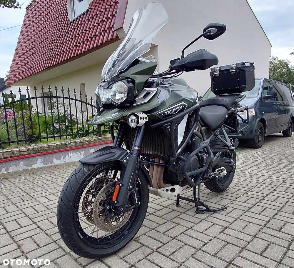 Triumph Tiger - 8