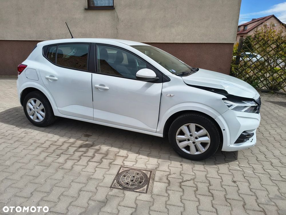 Dacia Sandero - 6
