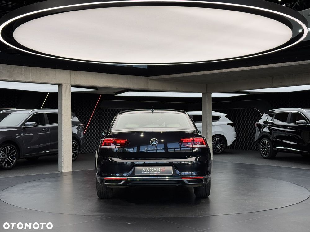 Volkswagen Passat 2.0 TSI Elegance DSG - 5