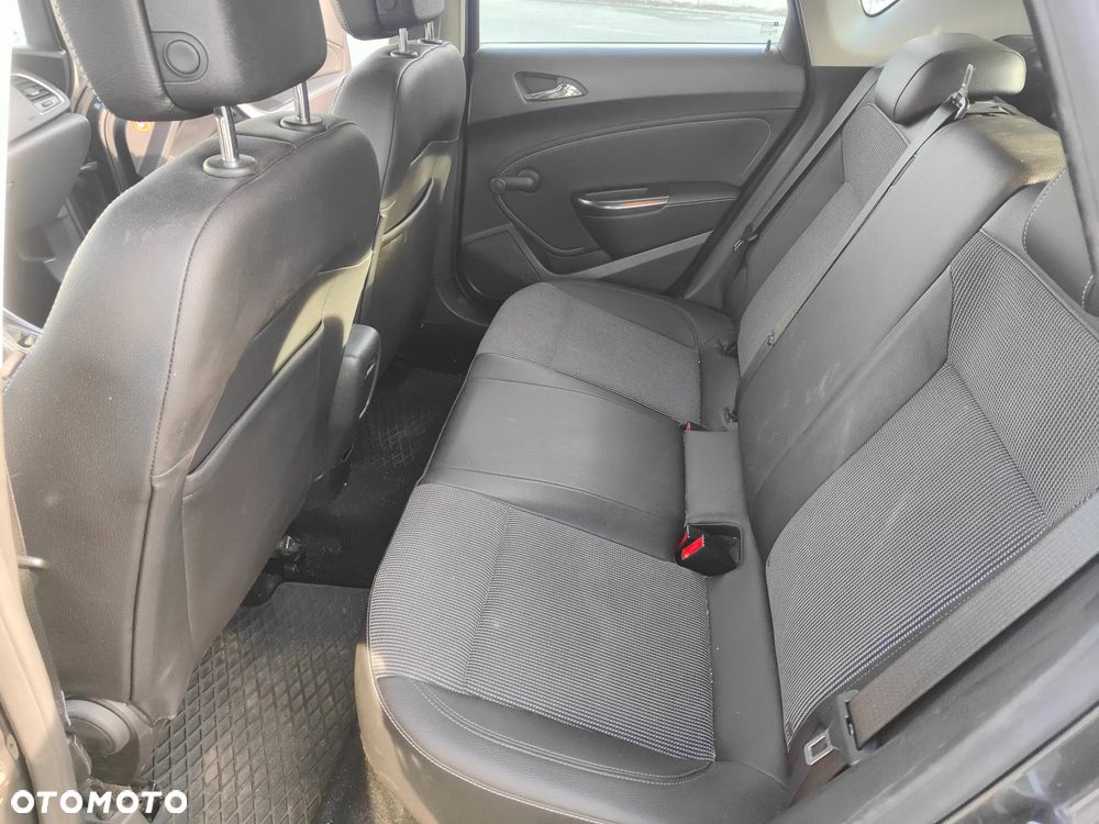 Opel Astra 1.4 T Cosmo - 12