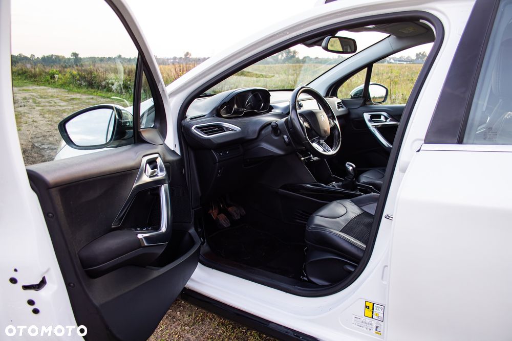 Peugeot 2008 PureTech 110 Stop&Start Allure - 11