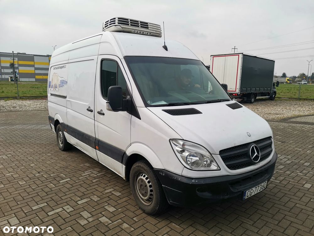 Mercedes-Benz SPRINTER - 2