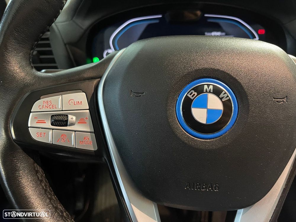 BMW iX3 Inspiring - 19