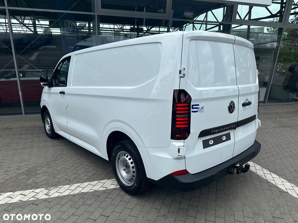 Volkswagen Transporter Transporter Furgon silnik: 2,0 l TDI 150 KM / skrzynia biegów: 8-biegowa automatyczna rozstaw osi: 3100 mm - 6
