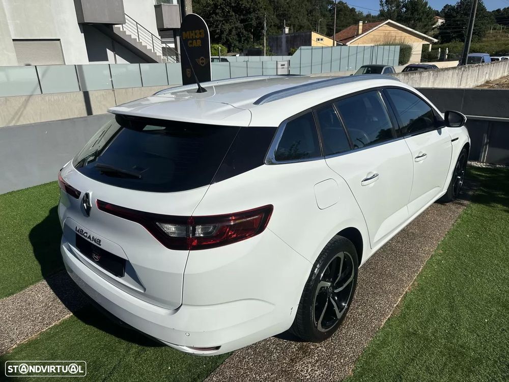 Renault Mégane Sport Tourer - 12