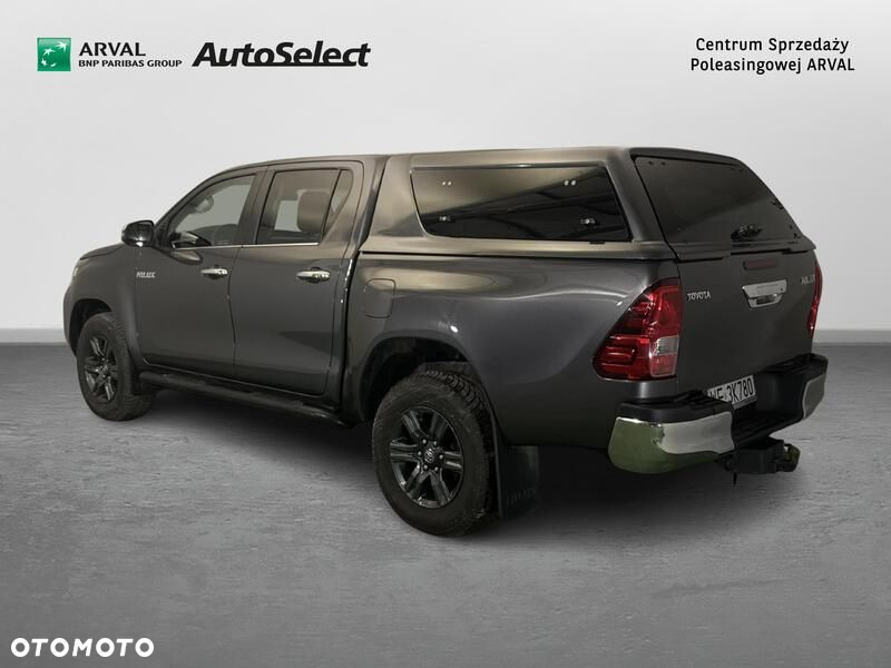 Toyota Hilux 2.4 D-4D Double Cab SR 4x4