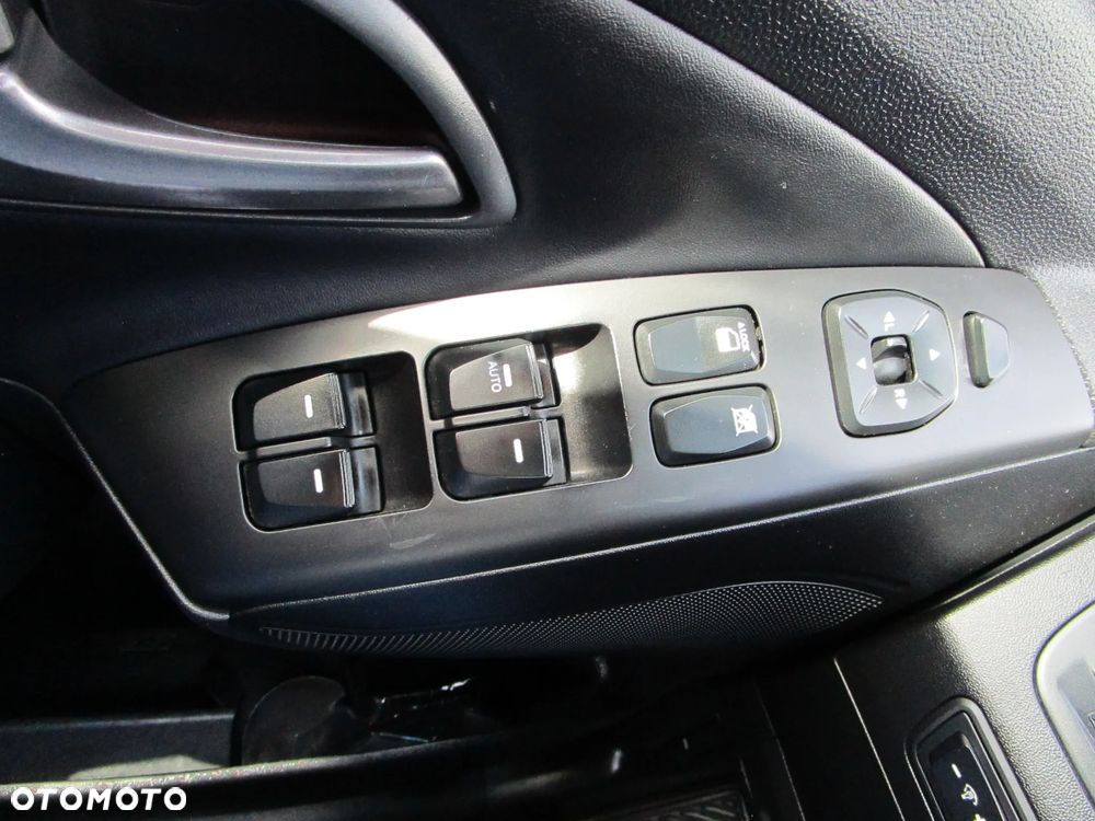 Hyundai ix35 1.6 GDI Premium 2WD - 35