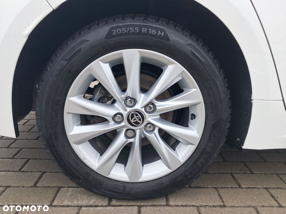 Toyota Corolla 1.8 Hybrid Comfort - 22