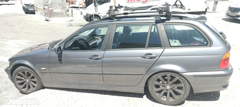 BMW 320 i - 3