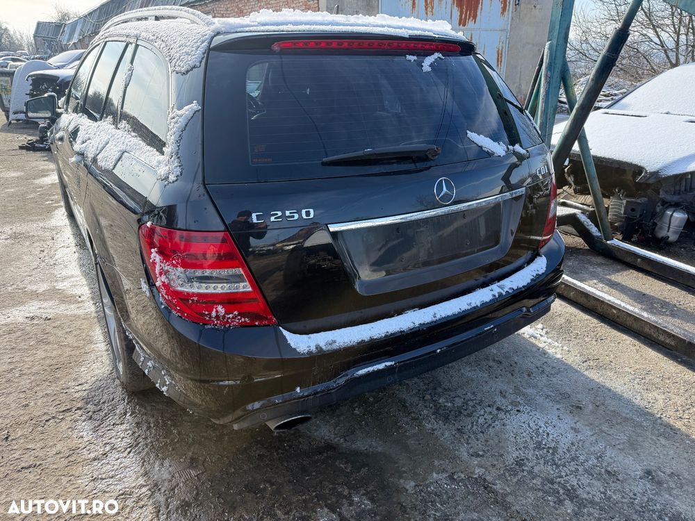 Pachet amg w204 combi facelift , bara fata bara spate praguri - 3