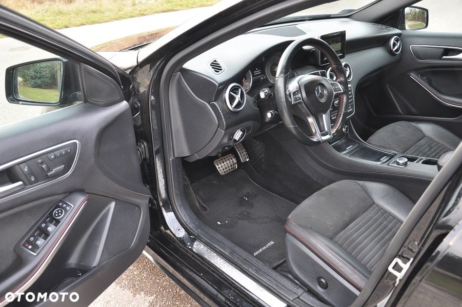 Mercedes-Benz Klasa A 180 7G-DCT AMG Line - 15