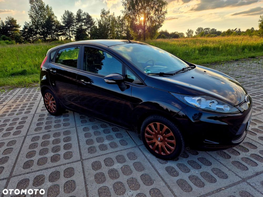 Ford Fiesta 1.25 Celebration - 7