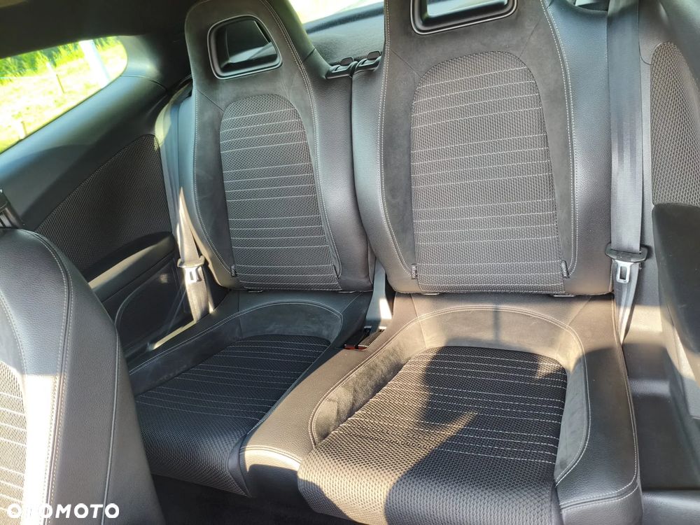 Volkswagen Scirocco 2.0 TDI - 15