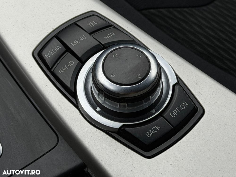 BMW Seria 3 318d Aut. - 21