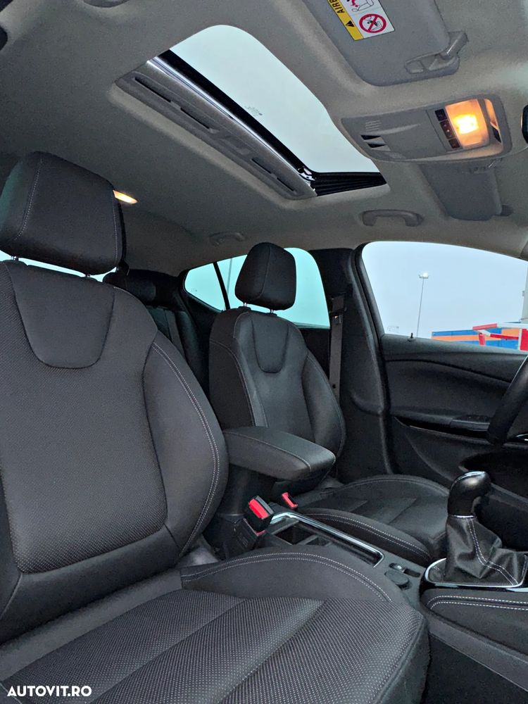 Opel Astra 1.5 D Start/Stop Business Edition - 8